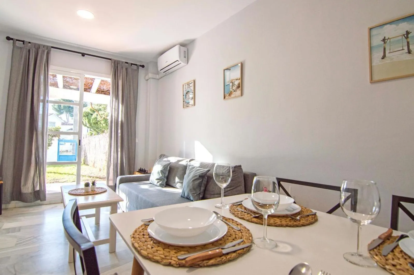 Apartment Brisa Del Mar Ii, Apartamentos Living Sur Sanlucar de Barrameda Spain